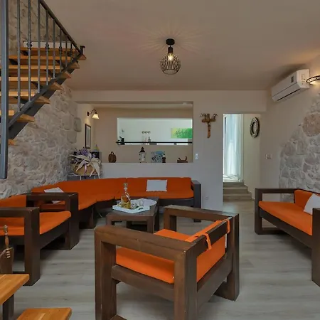 House Nede Holiday home