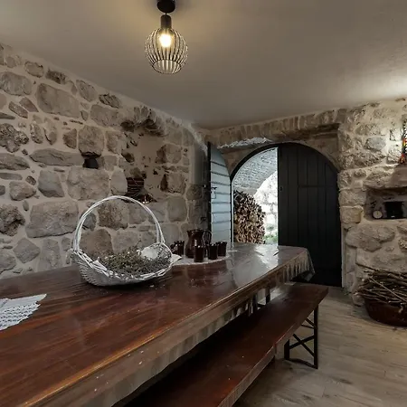 House Nede Holiday home *