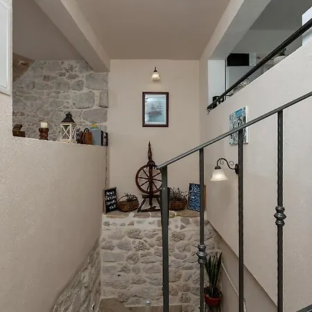 House Nede Holiday home